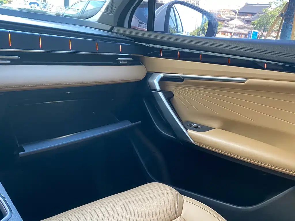 Geely Boyue L — миниатюра 4