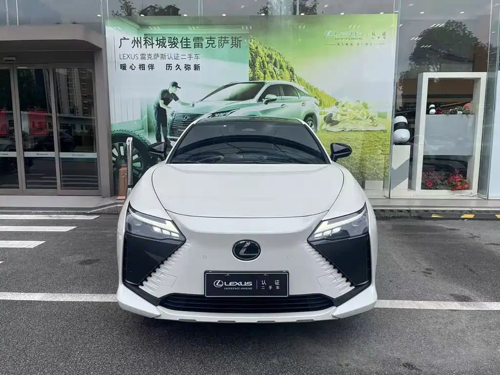 LEXUS RZ