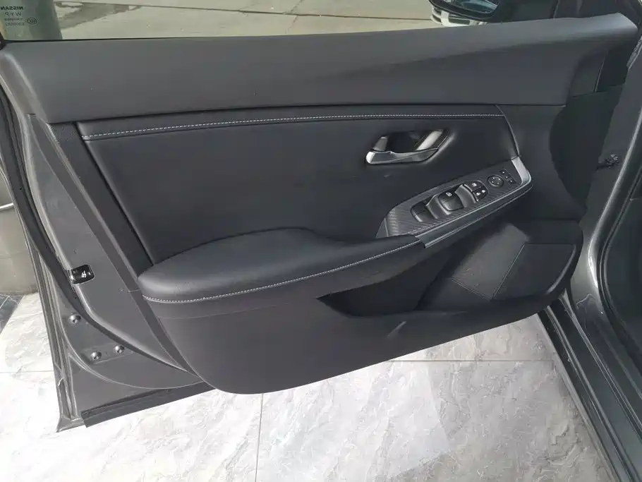 Nissan Sylphy — миниатюра 7