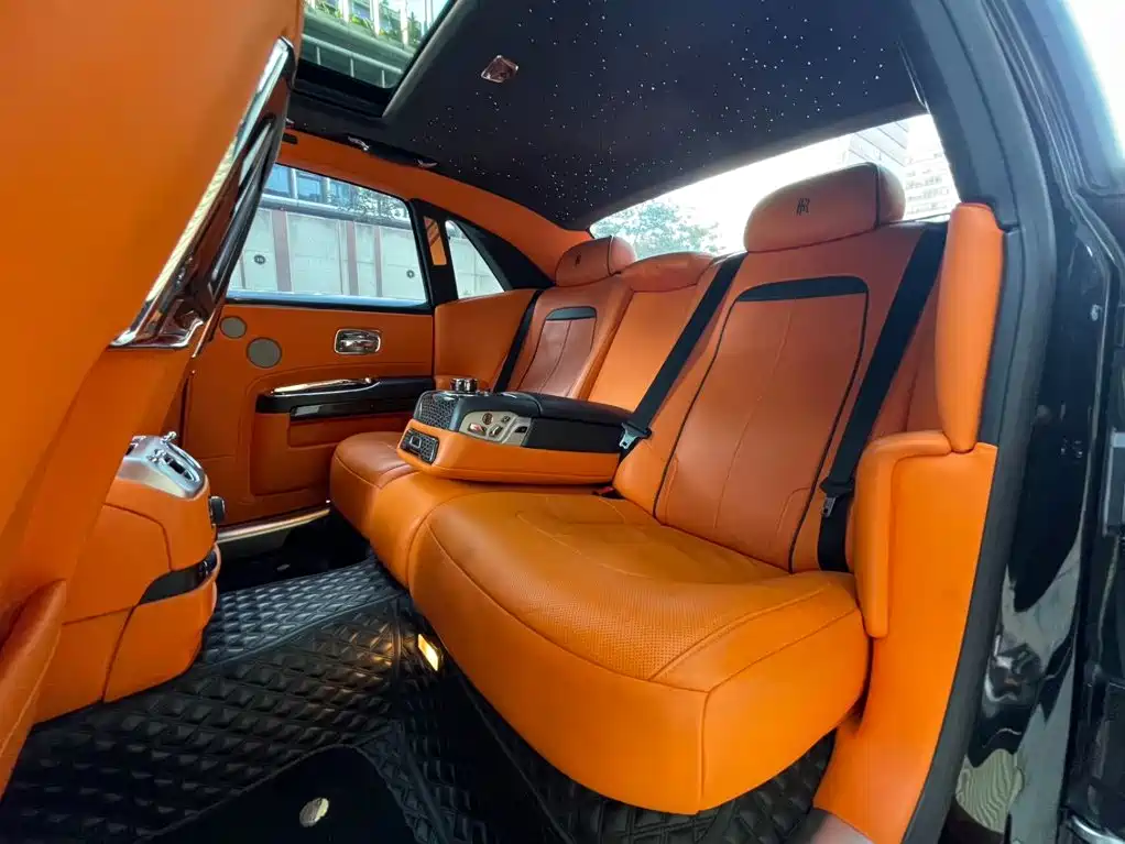 Rolls-Royce Ghost — миниатюра 17