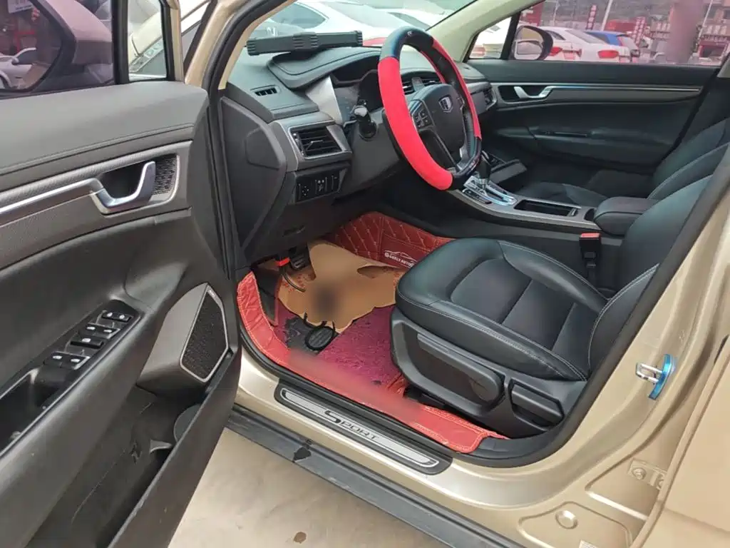 Geely Emgrand GS — миниатюра 16