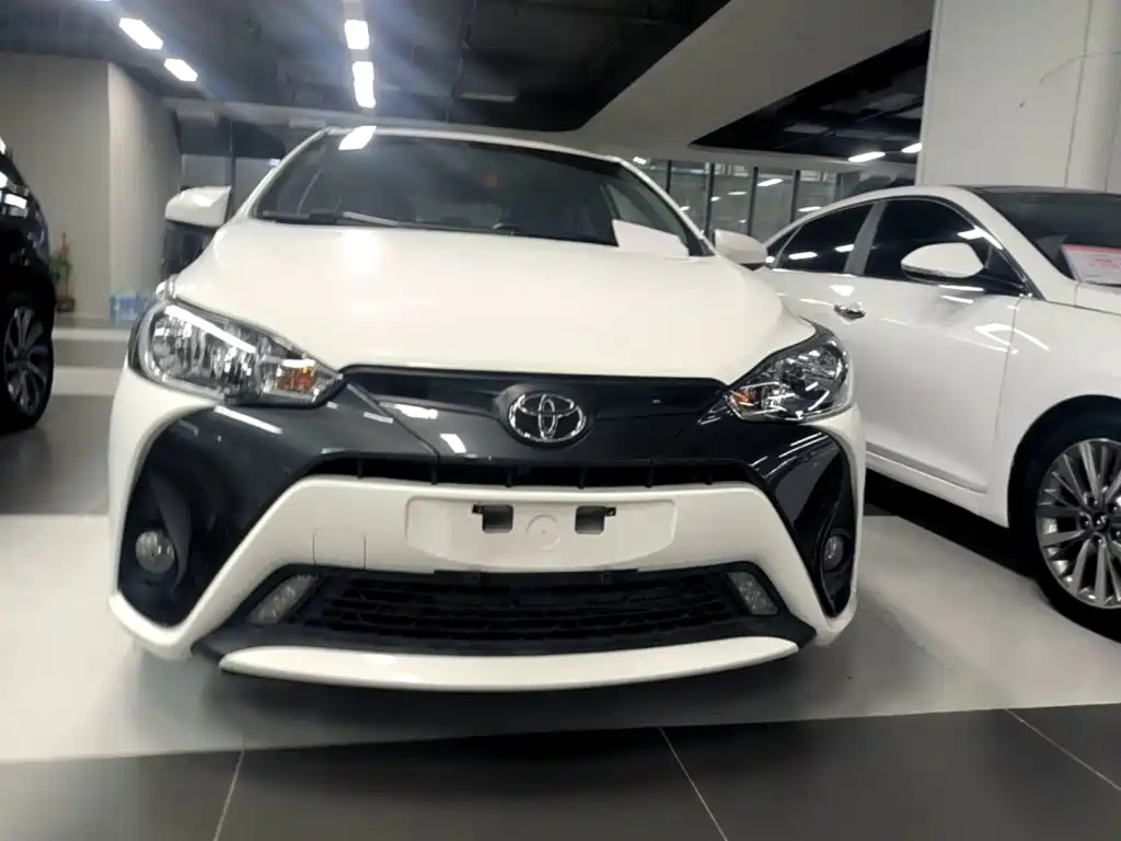 Toyota Yaris L — миниатюра 3