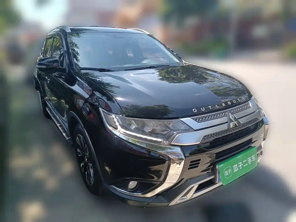 Mitsubishi Outlander — миниатюра 3
