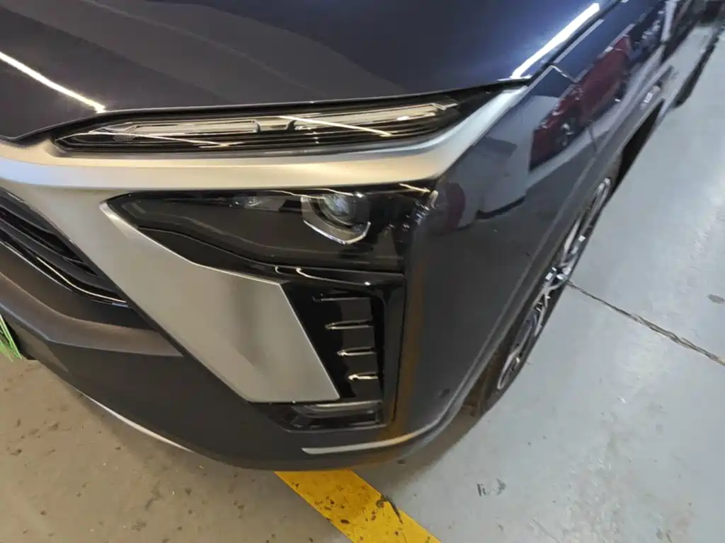 NIO ES8 — миниатюра 24