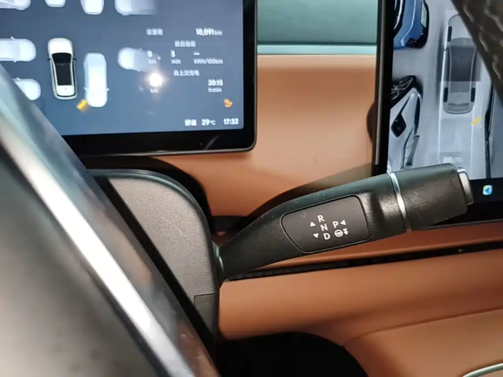Leapmotor Leapmotor C10 — миниатюра 14