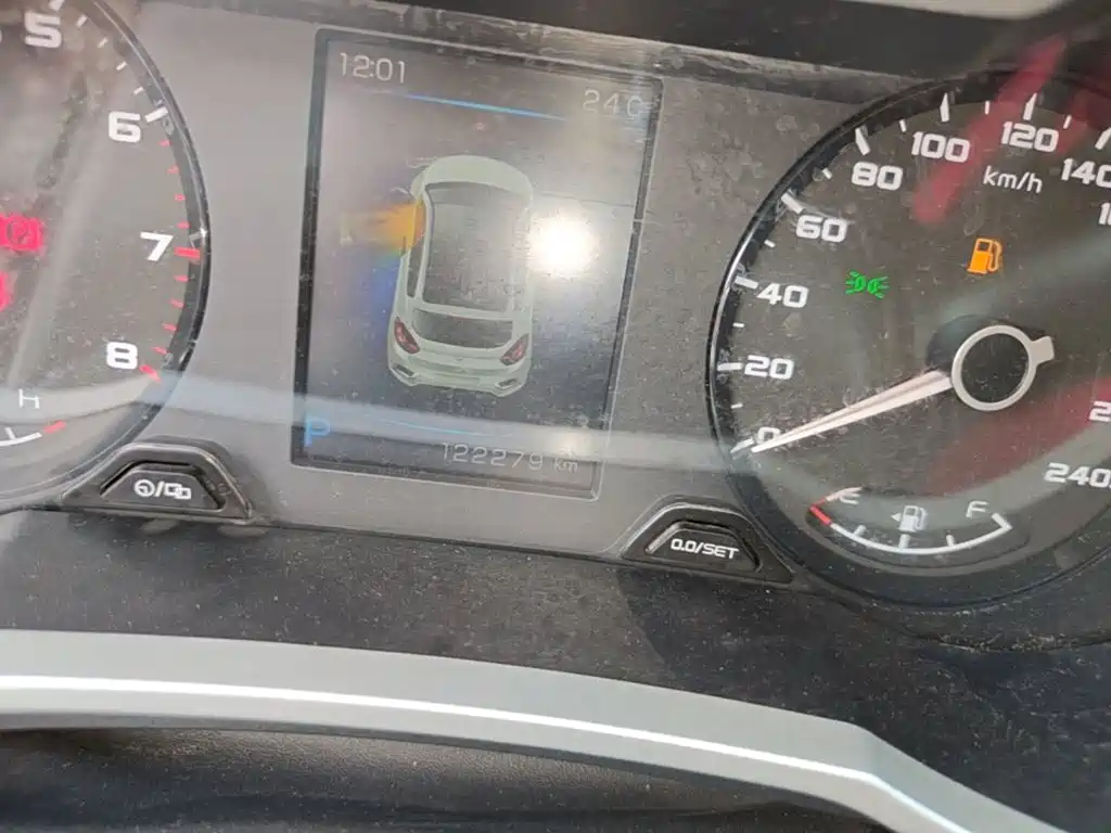 Geely Emgrand GS — миниатюра 12