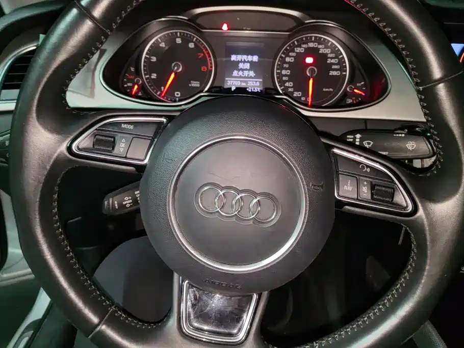 Audi A4L — миниатюра 14