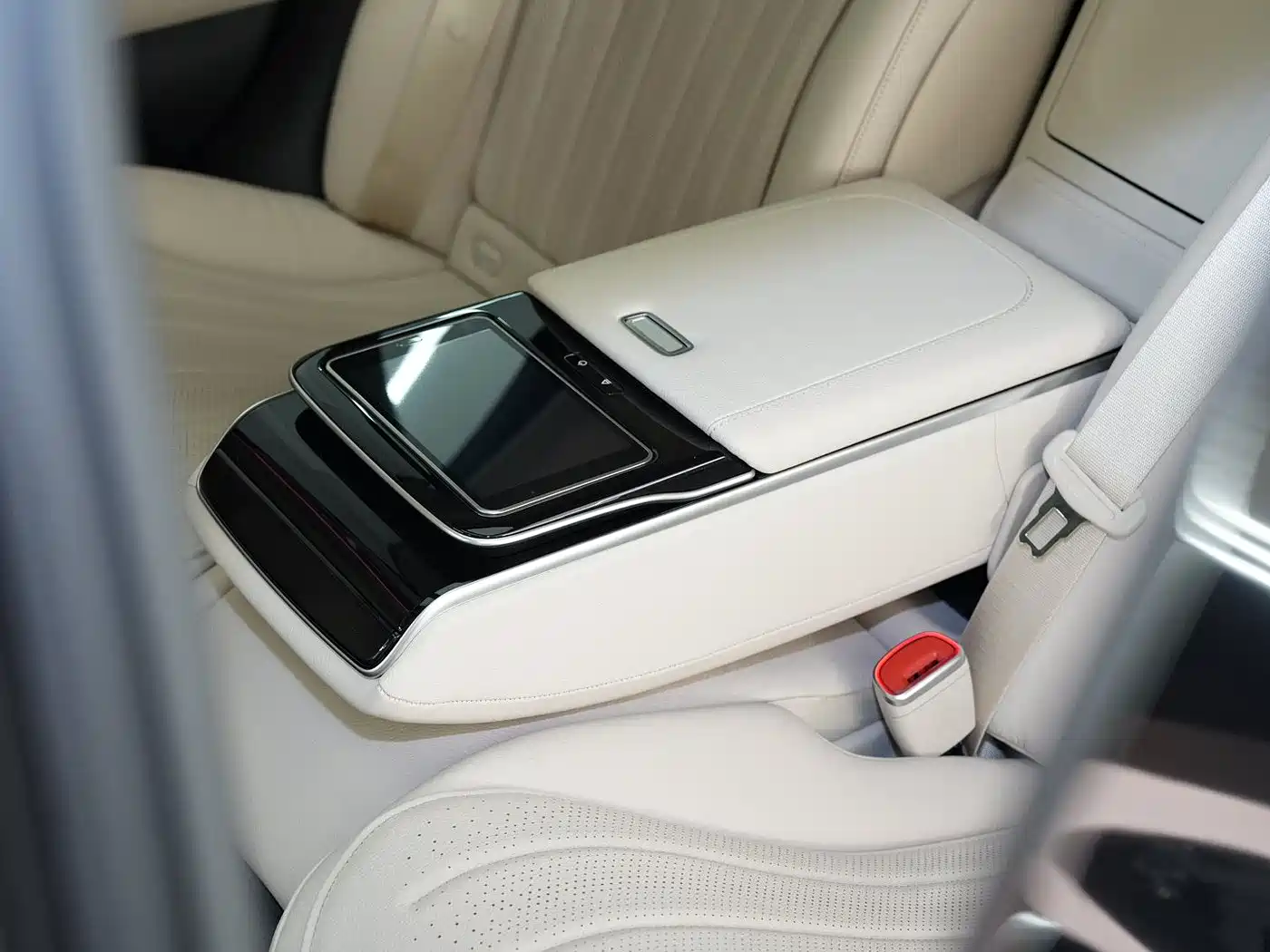 Mercedes-Benz S-class 2023 Черный из Китая, фото 2