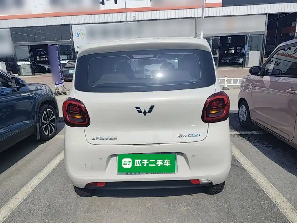 Wuling MINIEV — миниатюра 6