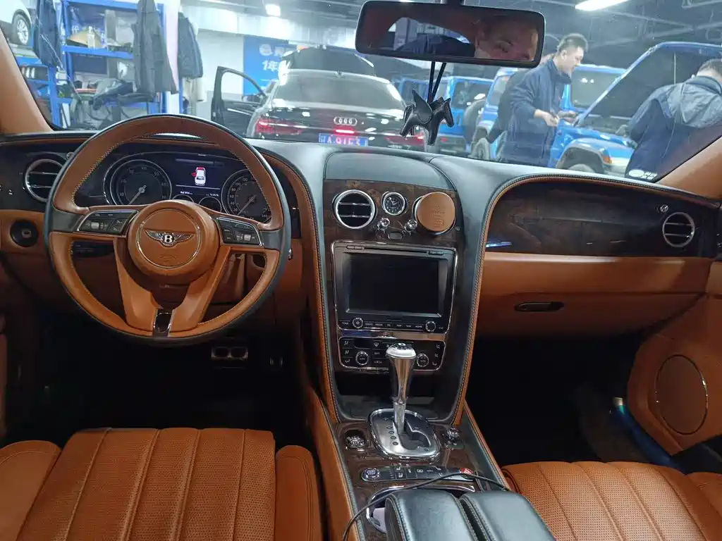 Bentley Flying Spur 2014 4.0T V8 Luxury