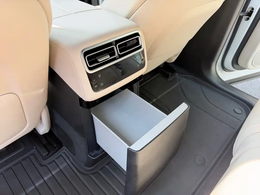 Li Auto Li L7 — миниатюра 7