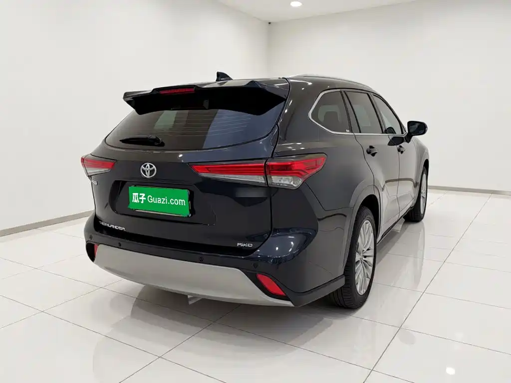 Toyota Highlander — миниатюра 6