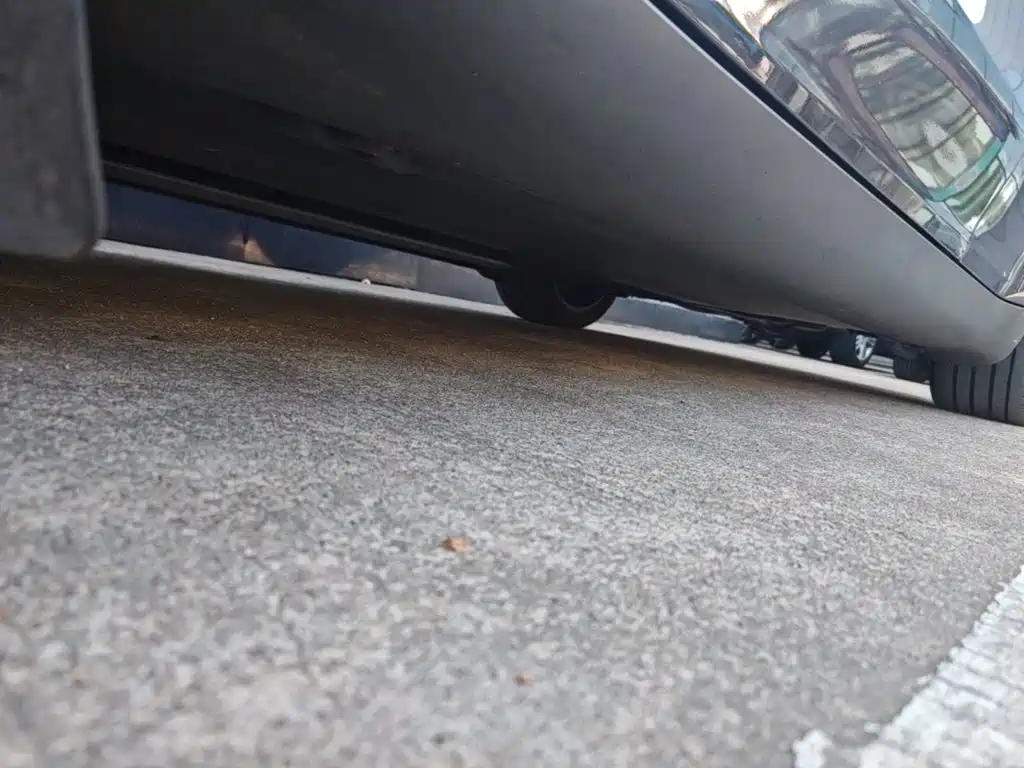 Tesla Model Y — миниатюра 22
