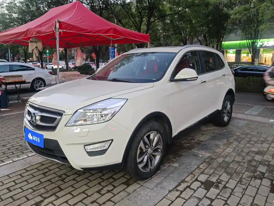 BAIC Senova X65