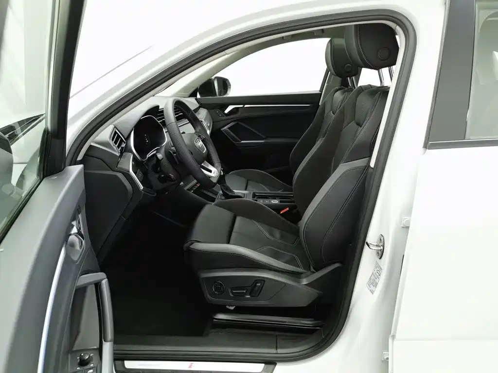 Audi Q3 Sportback — миниатюра 10