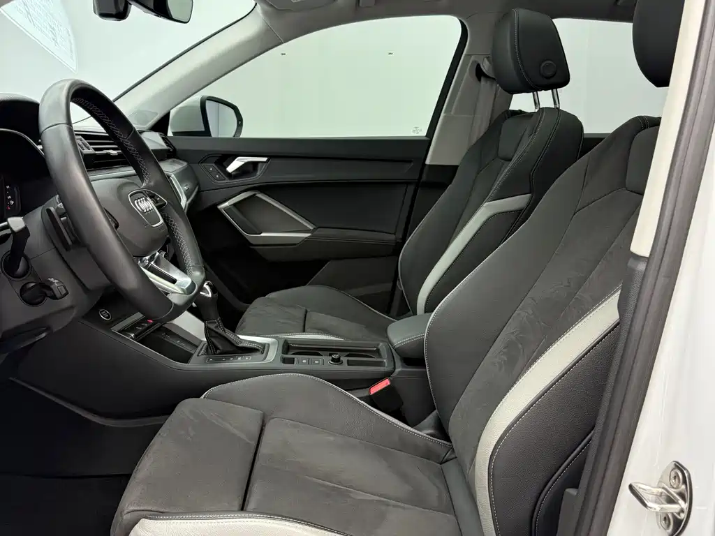 Audi Q3 — миниатюра 10