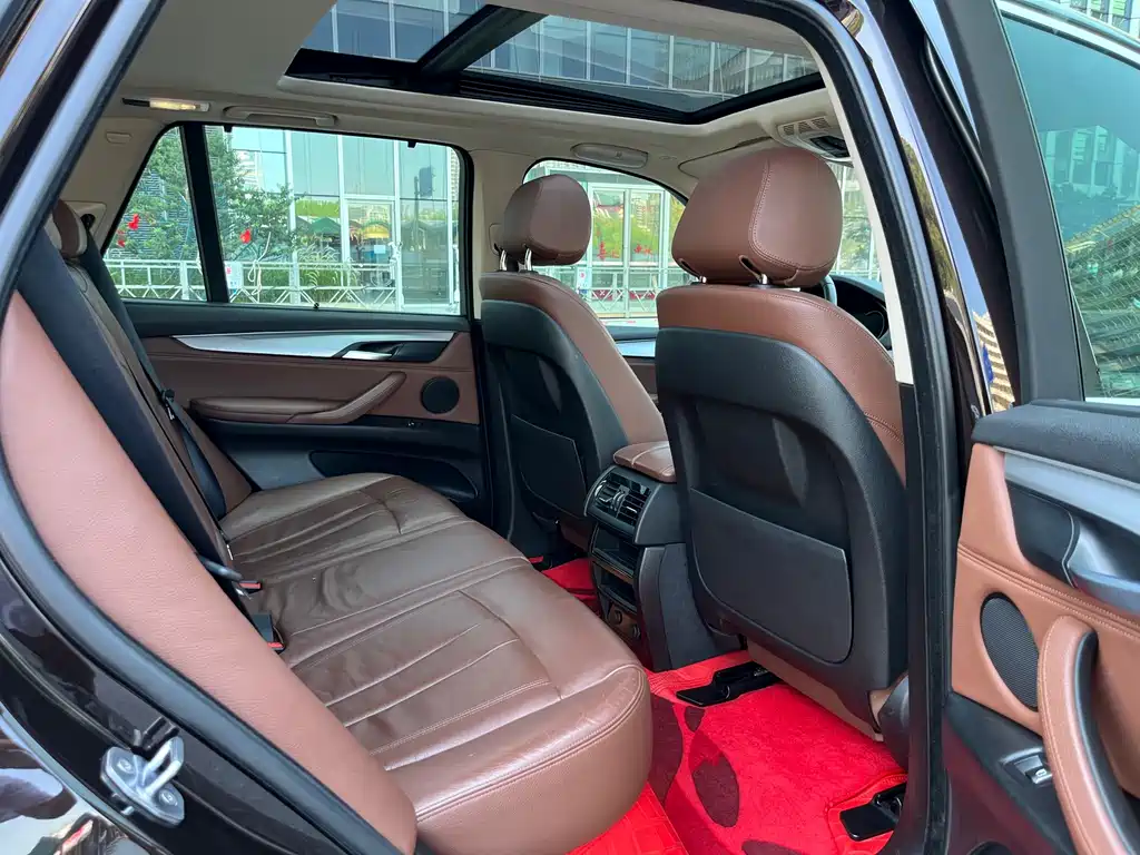 BMW X5 (Import) — миниатюра 16