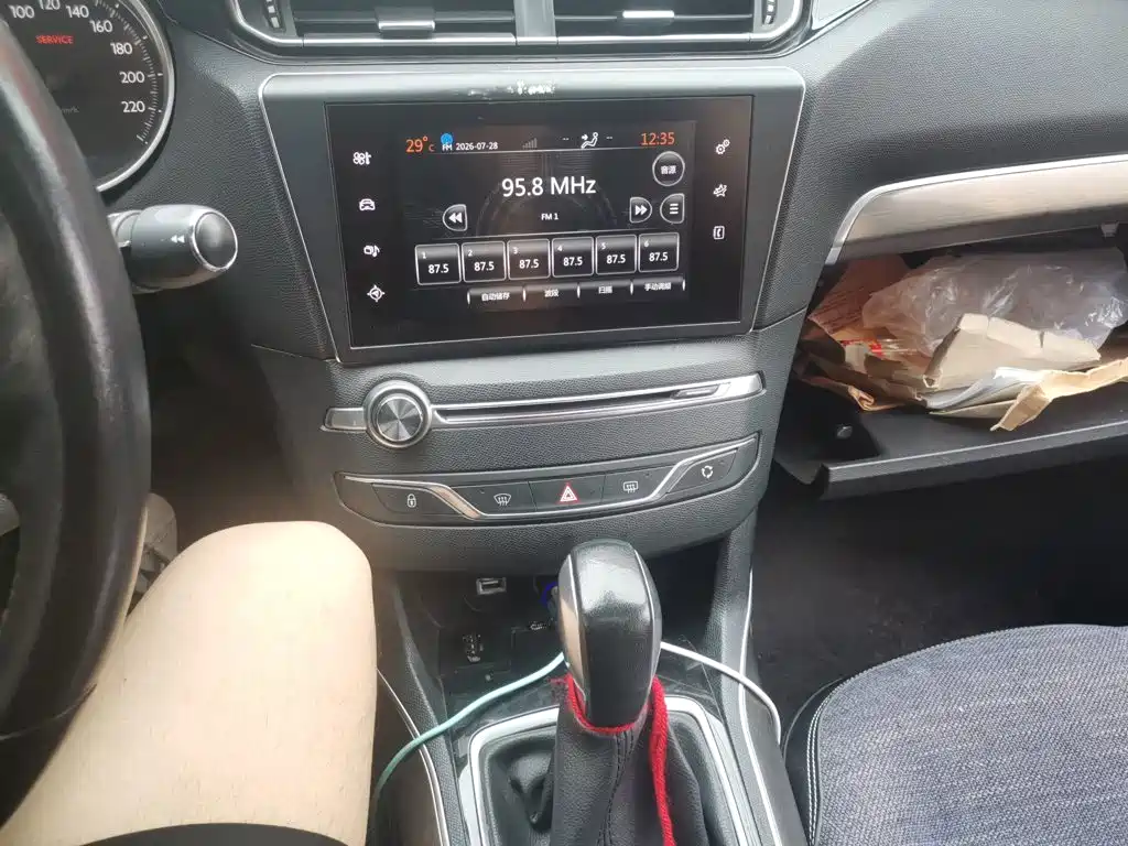 Peugeot 408 — миниатюра 14