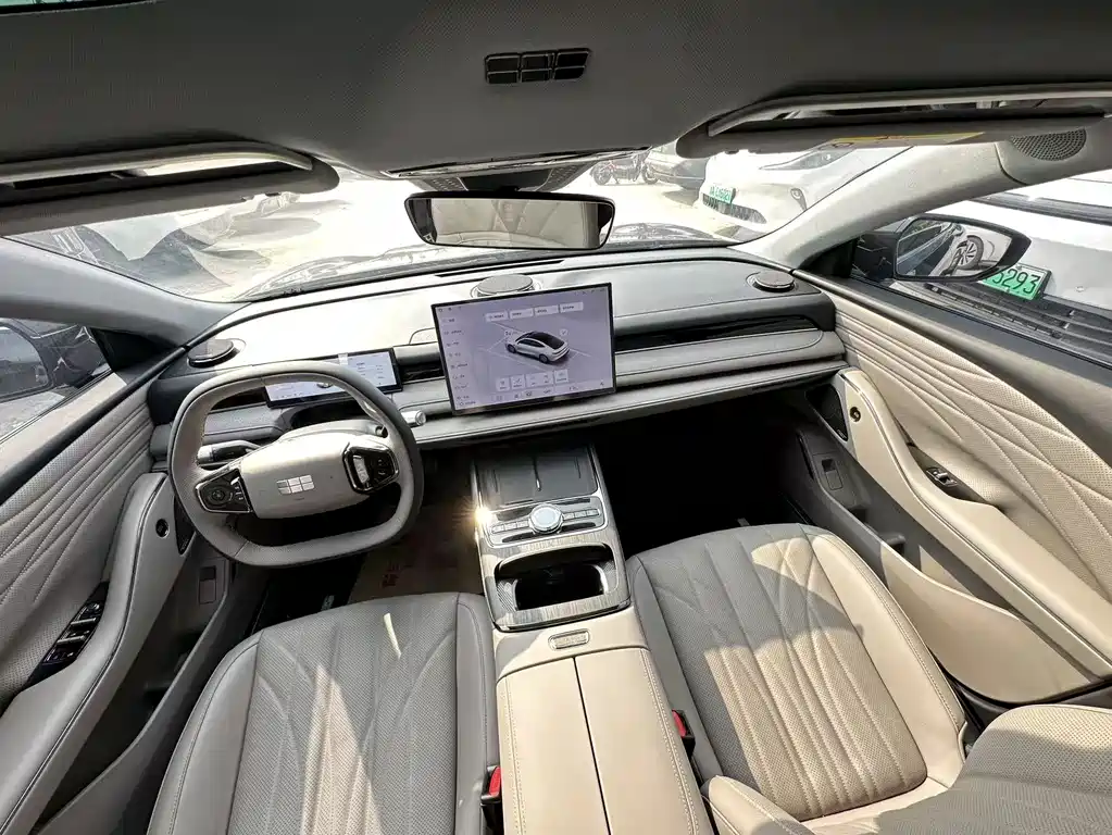 GEELY GALAXY GALAXY SPARKLE 8