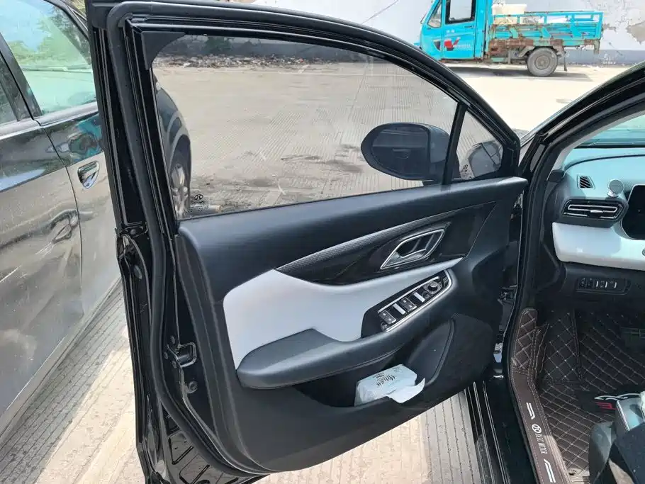 BAIC EU5 Plus — миниатюра 7