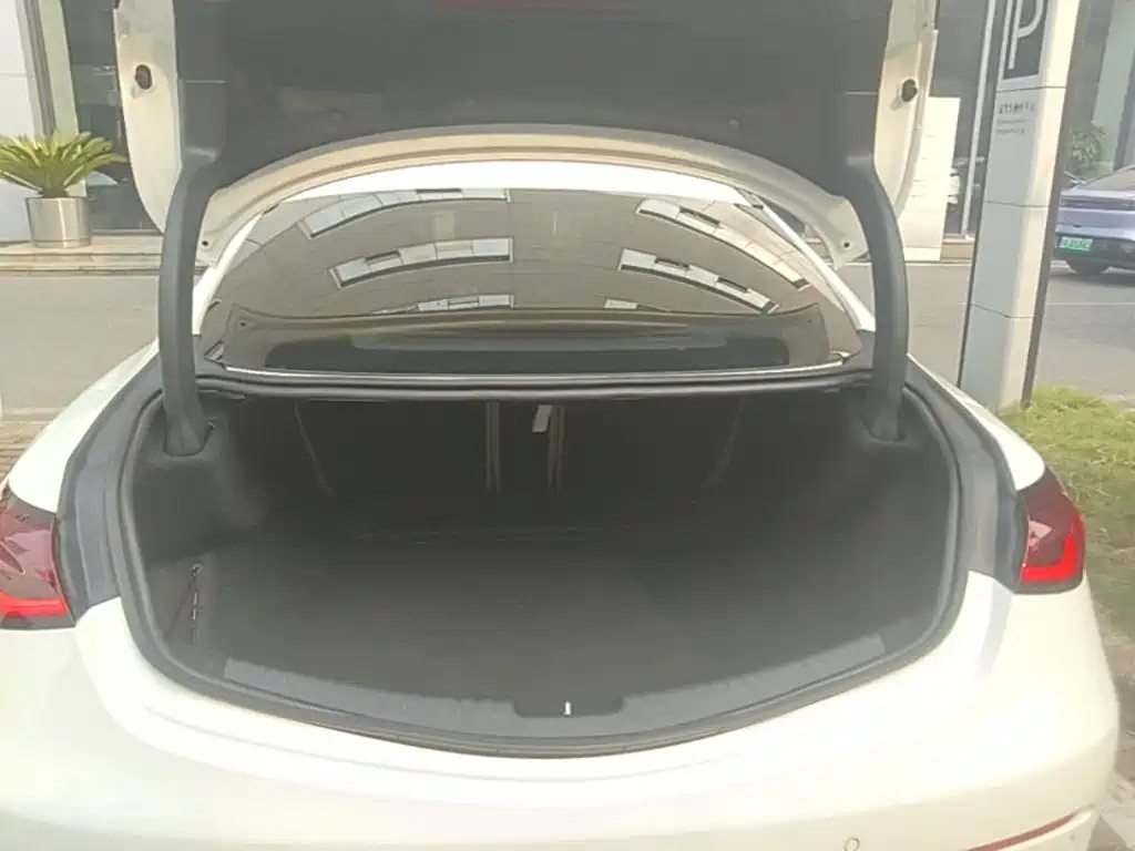 Mercedes-Benz CLE — миниатюра 19