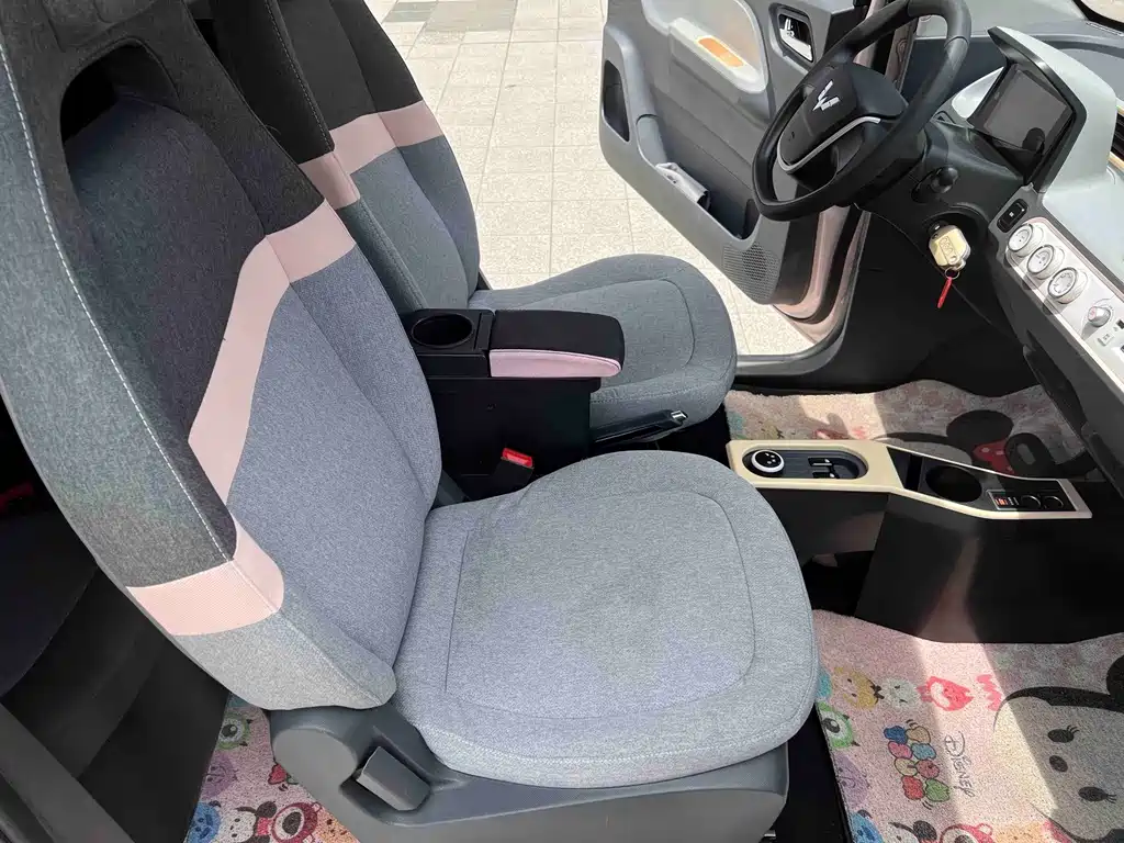 Wuling MINIEV — миниатюра 13