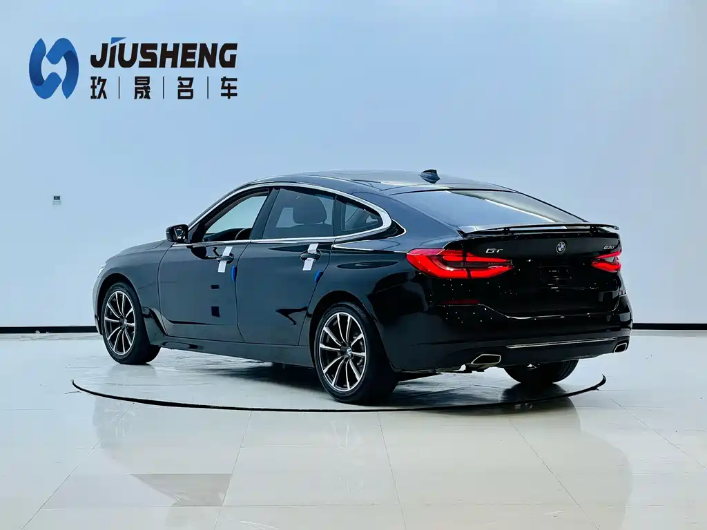 BMW 6 Series GT — миниатюра 6