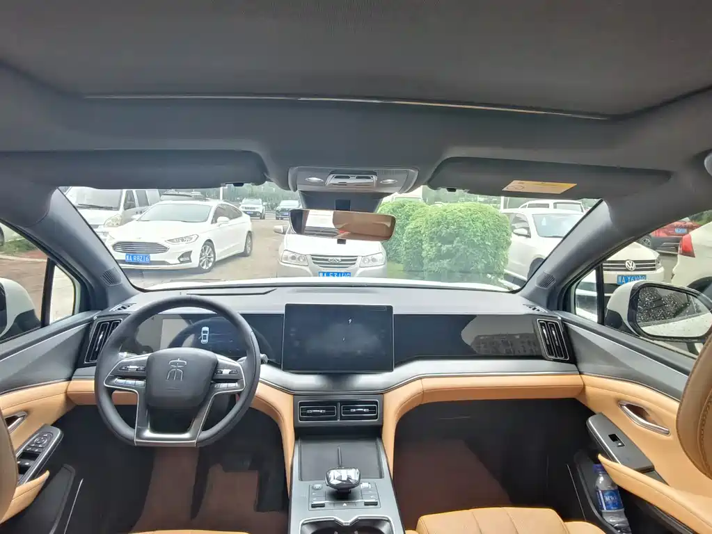 BYD L DM-i — миниатюра 5