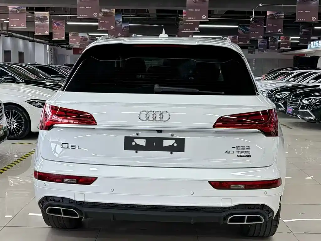 Audi Q5L — миниатюра 5