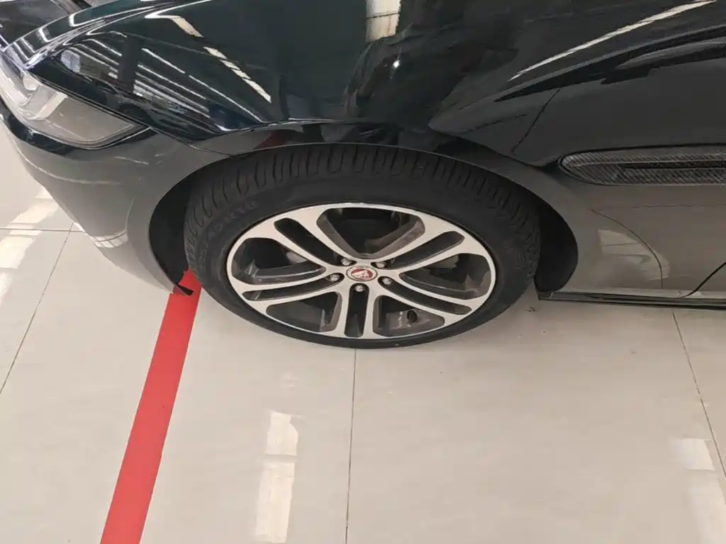Jaguar XEL — миниатюра 23