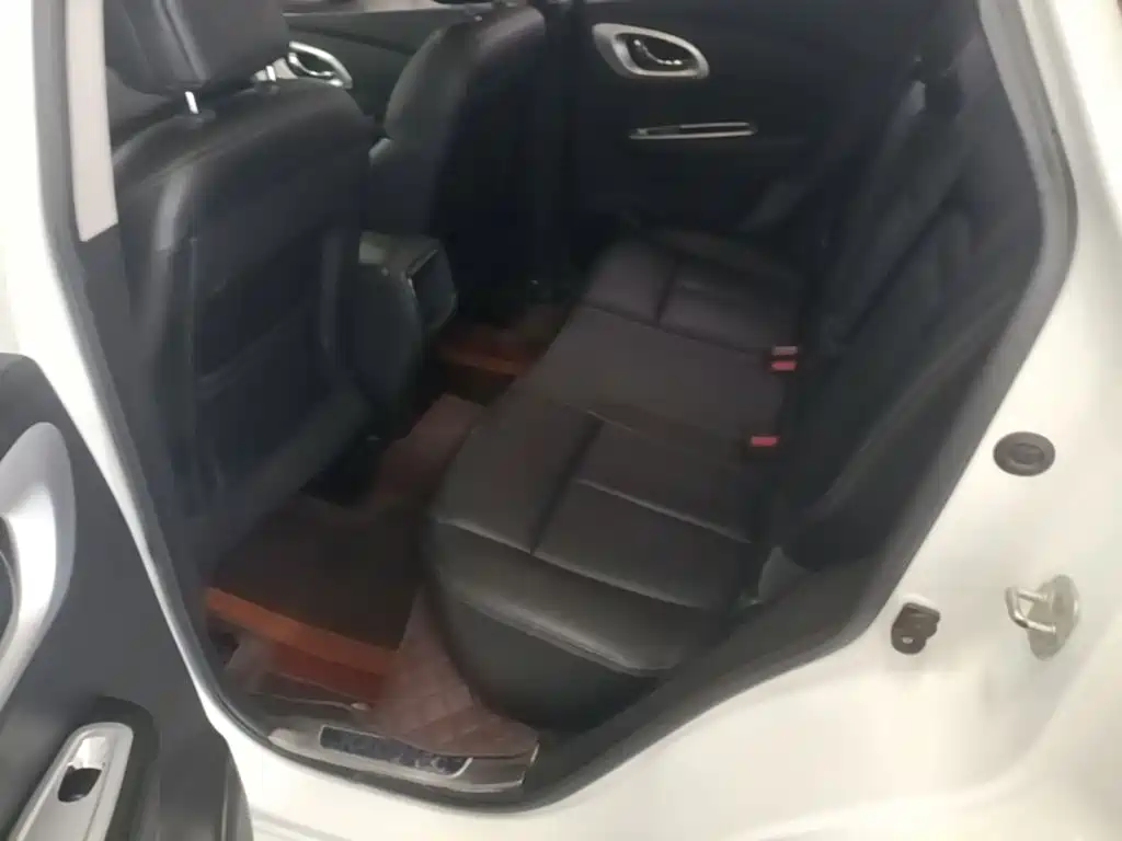Renault Kadjar — миниатюра 17