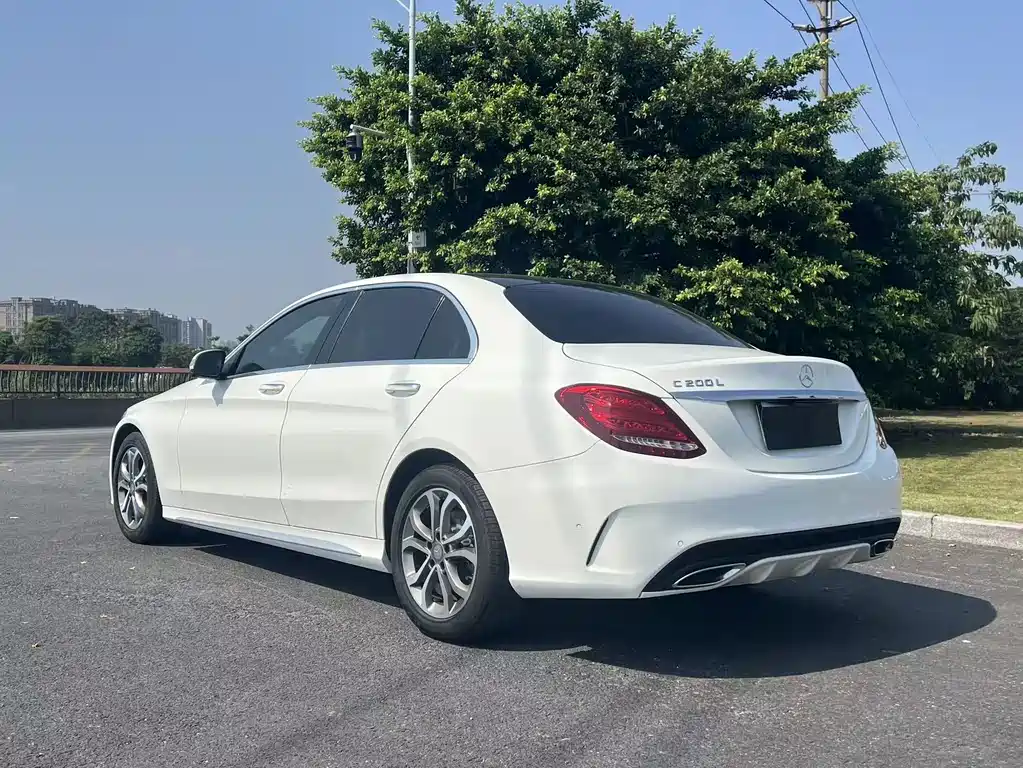Mercedes-Benz C-Class — миниатюра 4