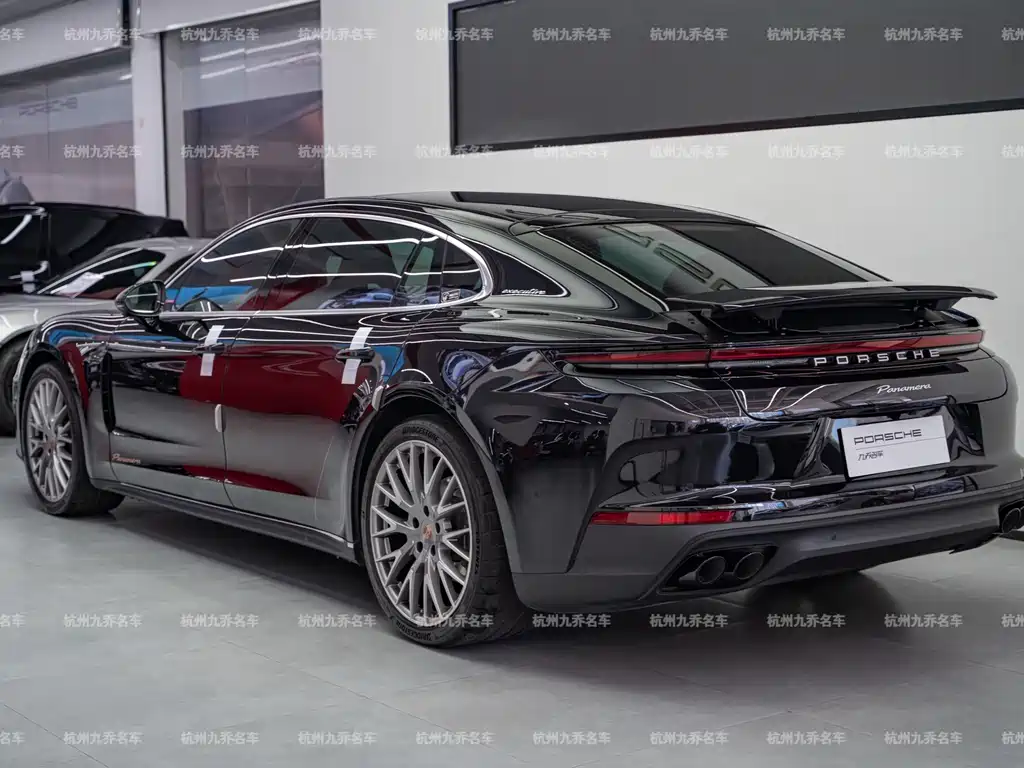 Porsche Panamera — миниатюра 5