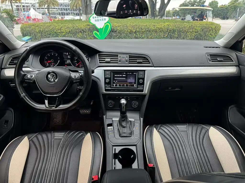 Volkswagen Lamando — миниатюра 8