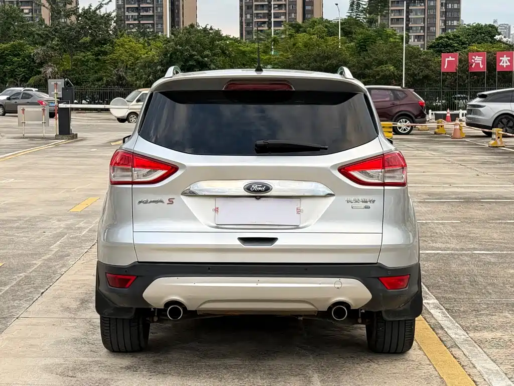 Ford Kuga — миниатюра 6