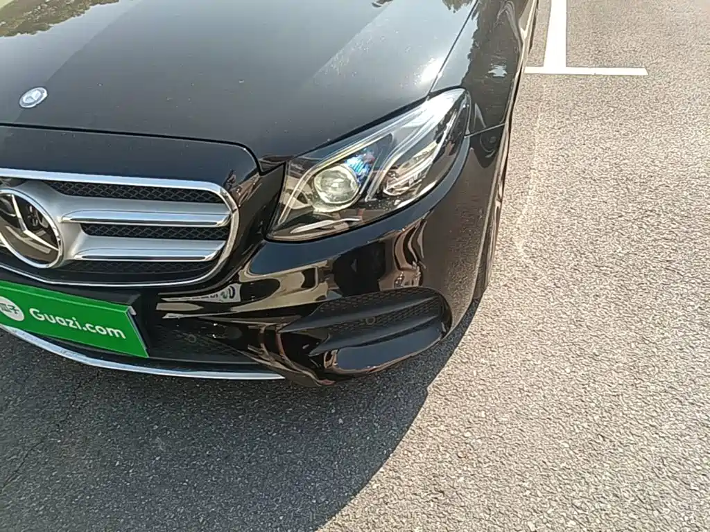 Mercedes-Benz E-Class — миниатюра 24