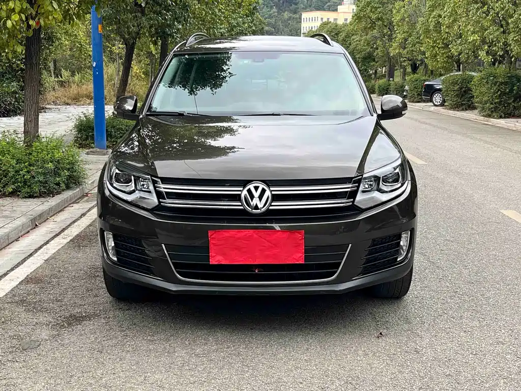 Volkswagen Tiguan — миниатюра 2