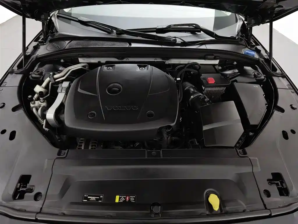 Volvo S90 2019 T5