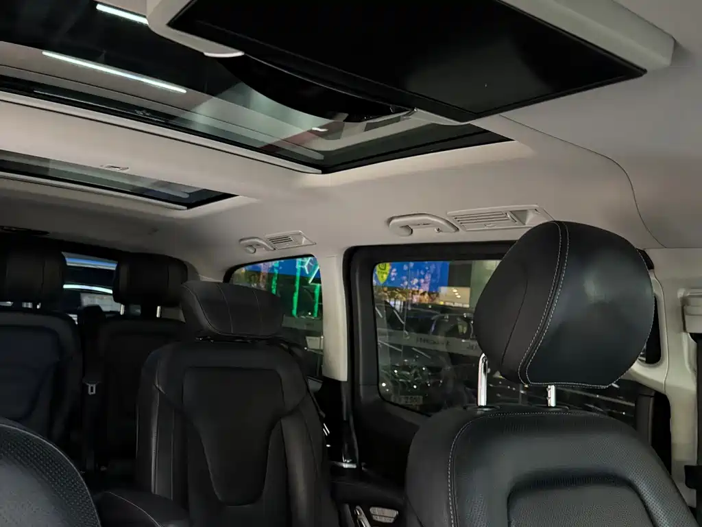Mercedes-Benz V-Class — миниатюра 9