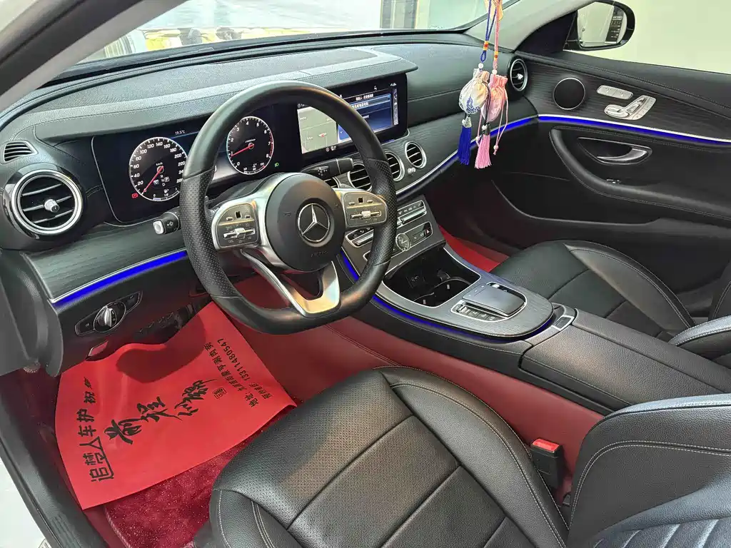 Mercedes-Benz E-Class — миниатюра 3
