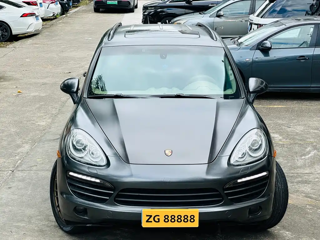 Porsche Cayenne — миниатюра 2
