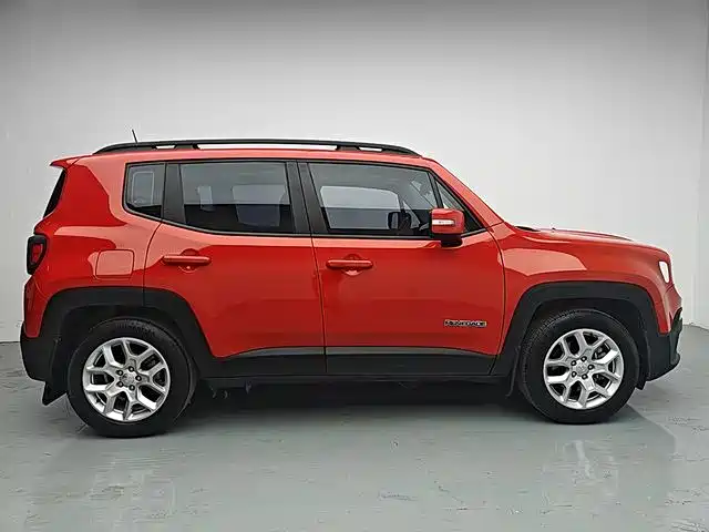 Jeep Renegade — миниатюра 7