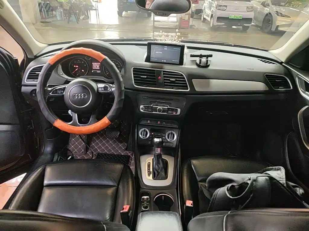 Audi Q3 — миниатюра 10