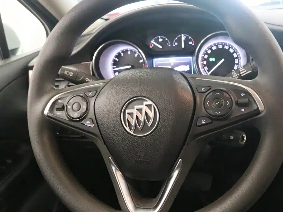 Buick Verano — миниатюра 6