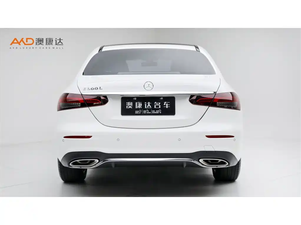 Mercedes-Benz E-Class — миниатюра 4