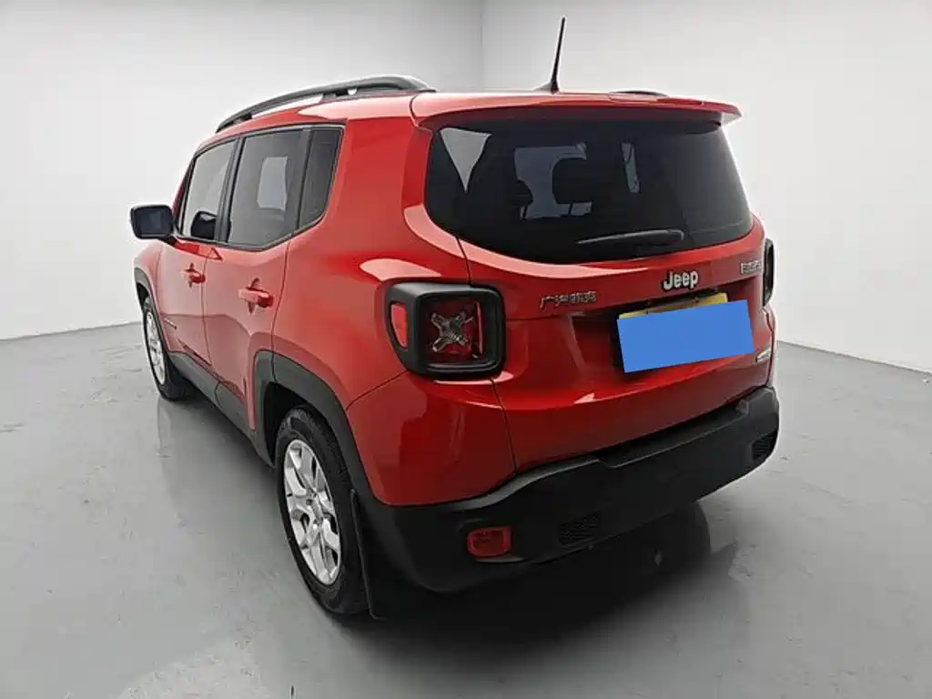 Jeep Renegade — миниатюра 5
