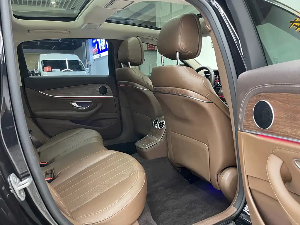 Mercedes-Benz E-Class New Energy — миниатюра 13