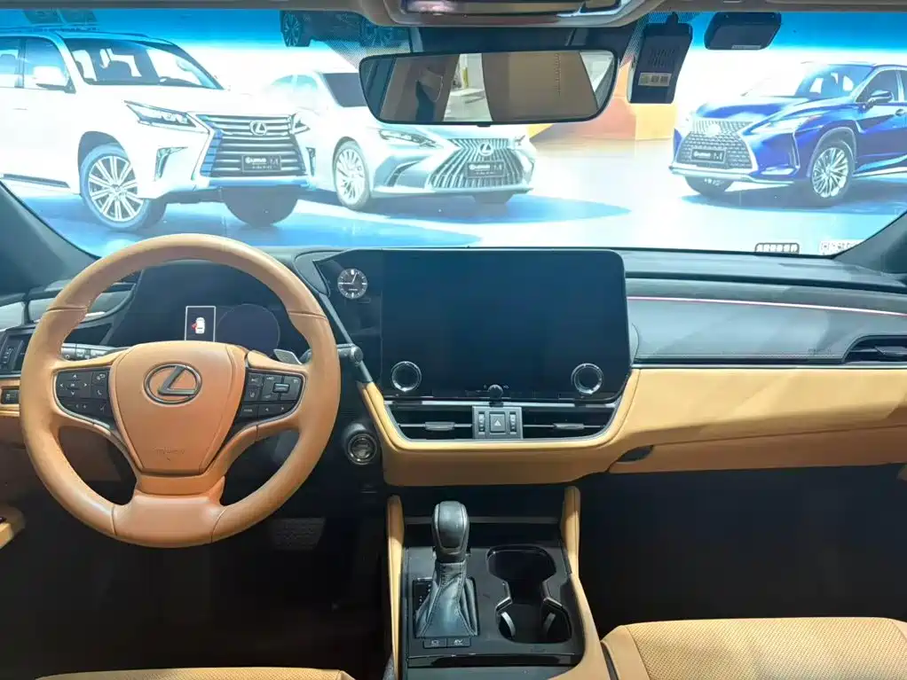 Lexus ES — миниатюра 6