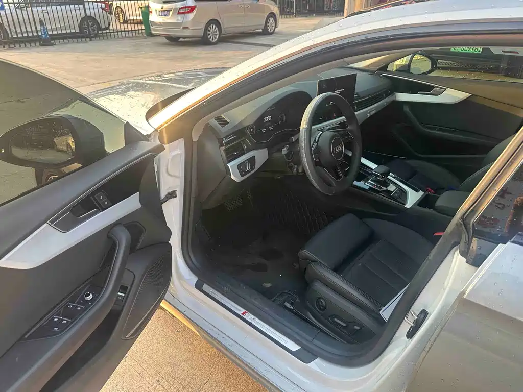 Audi A5 (Import) — миниатюра 4