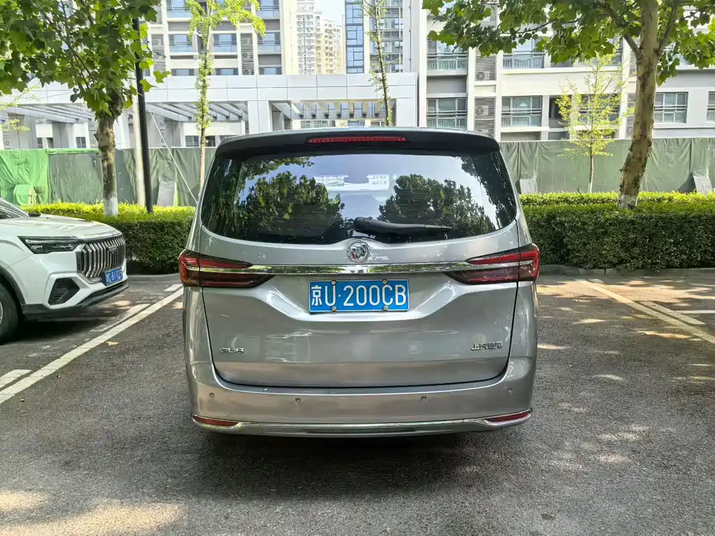 Buick GL8 — миниатюра 5